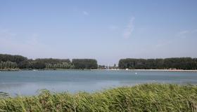 Provinciaal Domein Nieuwdonk: zwemmen, wandelen en spelen met familie en vrienden